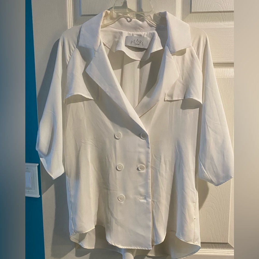 Brand New PEARL byLela Rose double breast Trench style blouse white & navy blue